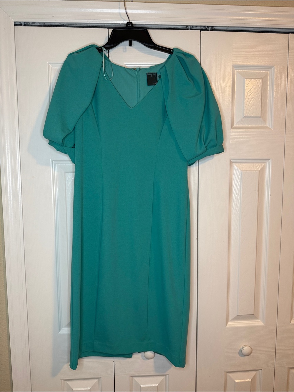 Gabby Skye Teal V-Neck Puff-Sleeve Midi Dress